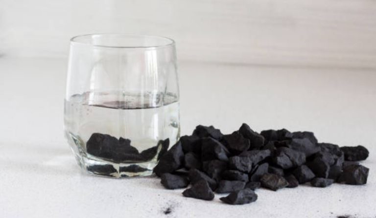 Shungite Water: Uses, Benefits And How To Make It (2022) - The Presence ...